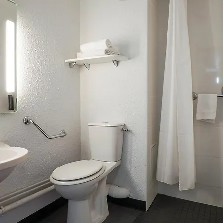 Parc Chanot Hotel