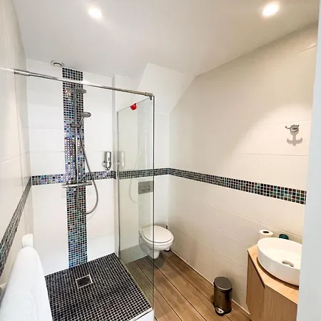 Les Cabanons De Fonfon Apartment *