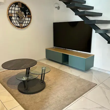 Jardin Secret En Plein Coeur Du Cabot Apartment