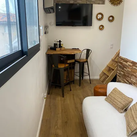 Vieux Port De Apartment