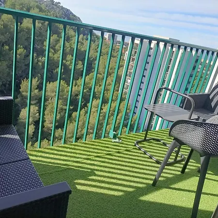 Vue Et Montagne Dans Parc Du Roy D'espagne, Up To 7 People