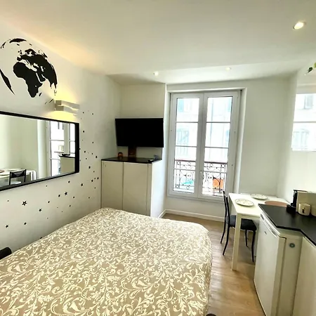 Hyper Centre Apartment