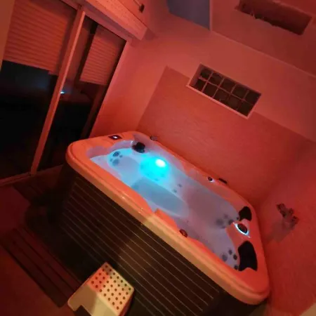 Loft 100 M2 4 Eme Avec Jacuzzi * Marseille