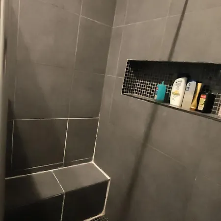 Loft 100 M2 4 Eme Avec Jacuzzi Apartment Marseille