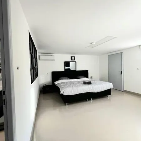 Fabuleuse -7 -14 Pers Avec Grande Piscine 2 Jacuzzis Villa *