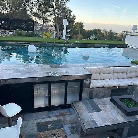 Villa Fabuleuse -7 -14 Pers Avec Grande Piscine 2 Jacuzzis
