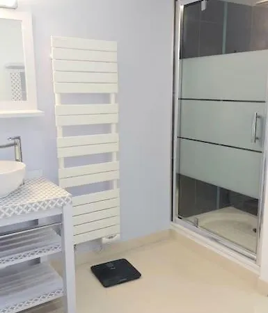 Fabuleuse -7 -14 Pers Avec Grande Piscine 2 Jacuzzis Villa Marseille