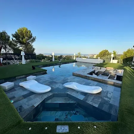 Villa Fabuleuse -7 -14 Pers Avec Grande Piscine 2 Jacuzzis *