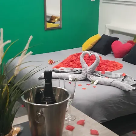 Apartment Jacuzzi Privatif Des Catalans