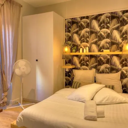 Design Flat On The Old Port-marseille *