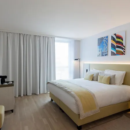 Crowne Plaza - Le Dome Marselha