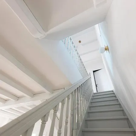 Holiday home Maison De Roucas Blanc