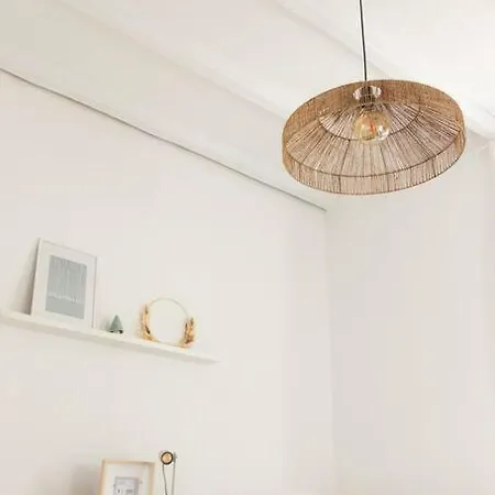 Maison De Roucas Blanc *