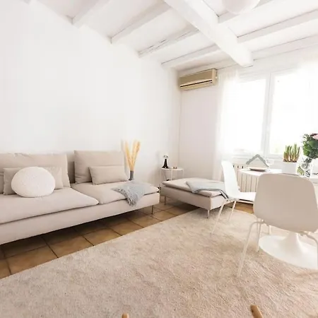 Maison De Roucas Blanc Marseille