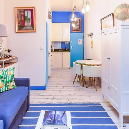 Travel 24m2, 120m Vieux-port ,clim , Wifi ,acces Autonome Avec Code Apartment