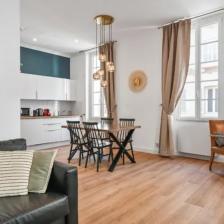 Coup De Cœur à La Loge Vieux-port * Marsiglia