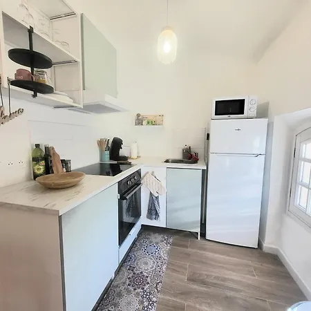 Au Coeur De Marseille, Le Stassi Apartment