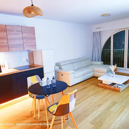 Apartment Standing Free Parking Balcony Terrasse & Clim Marseille