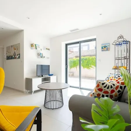 Holiday home Maison Avec Jardin 