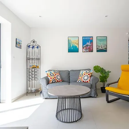 Holiday home Maison Avec Jardin 