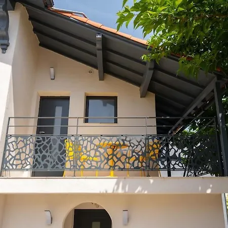 Maison Avec Jardin 