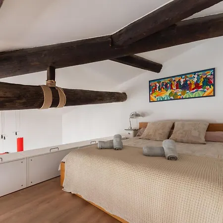 Apartment Le Loft Du Panier Design Vue Imprenable