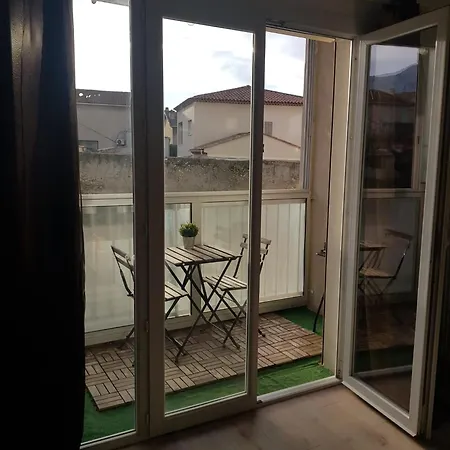 A 2 Pas De La ! Apartment *
