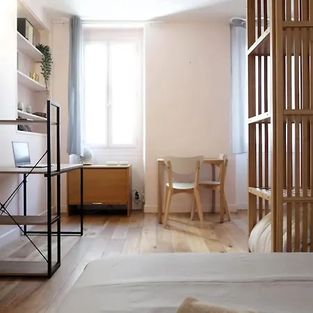 Apartment Coeur De Marseille-wifi Debit, Bureau