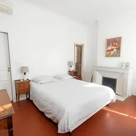 Le Toit De La Rue Sainte Apartment