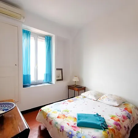 Apartment Le Toit De La Rue Sainte