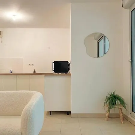 Apartment Havre De Paix La Joliette : Urban Modern Cosy Chic *