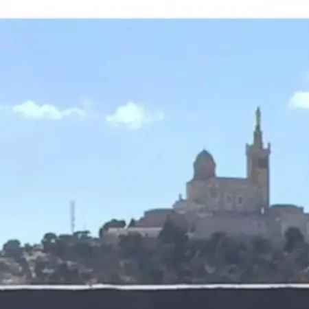 T2 Roof Top Full Center Parking Prive Marseille
