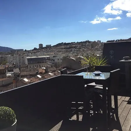 T2 Roof Top Full Center Parking Prive Apartment *
