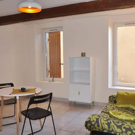 Cozy 1-Bedroom Apartment Near Vieux-Port Marseille