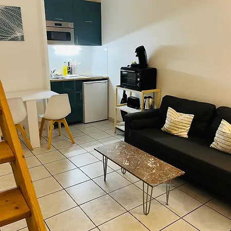 Chez Vitta - Duplex Proche Hopitaux Universitaires De La Timone Conception