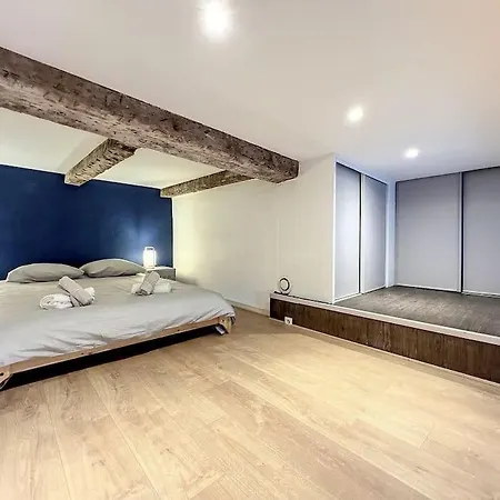 Apartment Charming Mezzanine - Historic District - Les Freres De La Loc'