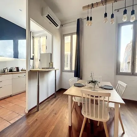 Apartment Charming Mezzanine - Historic District - Les Freres De La Loc'