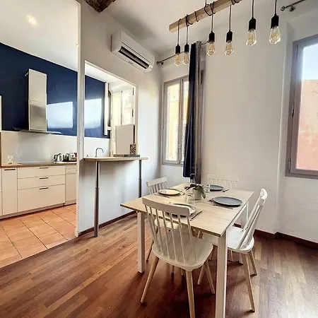 Apartment Charming Mezzanine - Historic District - Les Freres De La Loc' *