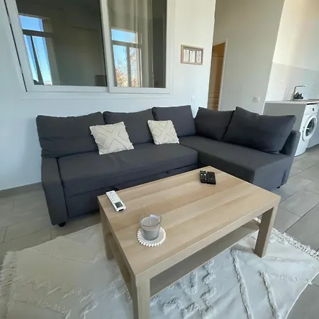 Lumineux 2 Pieces - Centre-ville Climatise - Netflix Prime Canal - Bien Place