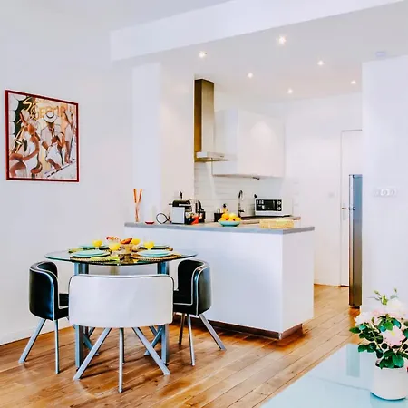 Design, Plein Centre Apartment *