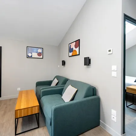 Staycity Centre Vieux Port 3*