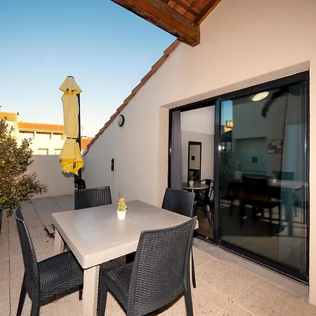 Staycity Centre Vieux Port Marsella