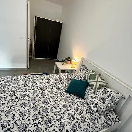 Apparemment Lumineux Apartment