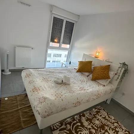 Apparemment Lumineux Apartment Marseille