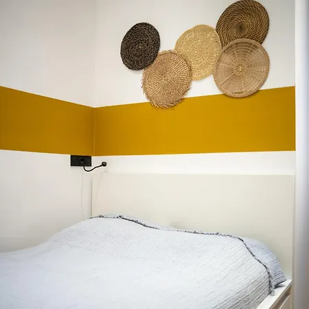 Apartment Equipe 3 Chambresterrasse Du Port