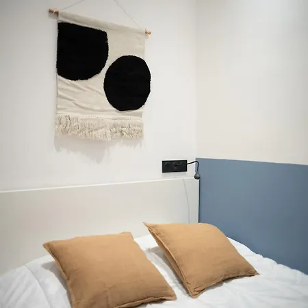 Apartment Equipe 3 Chambresterrasse Du Port *
