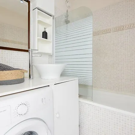 Apartment Park & -wifi-netflix-vue