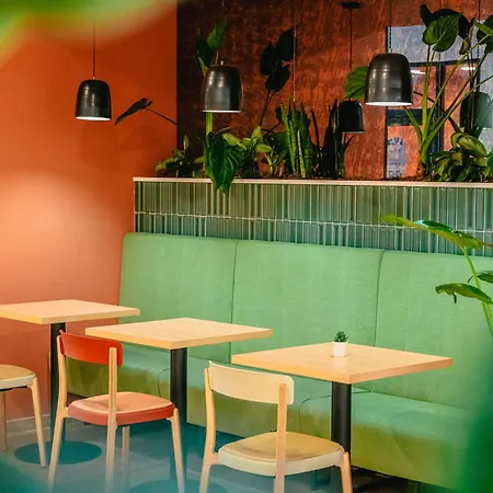 Kyriad Palais Des Congres - Velodrome - Ibis Styles A Partir De Juin 2025