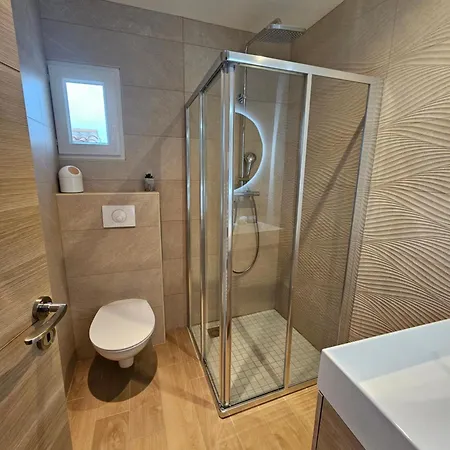 O Balinais Mini Avec Et Piscine Privative Marseille