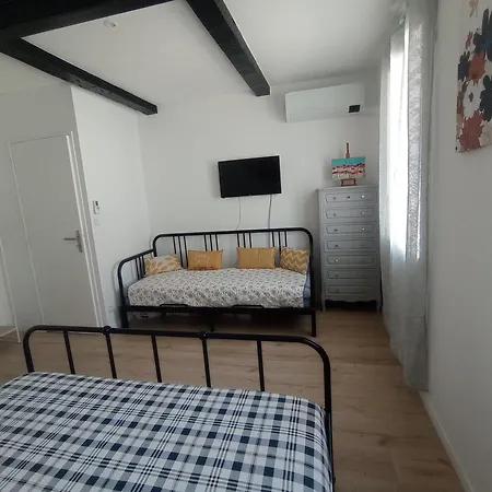 Holiday home Maison Avec Jardin Marseille